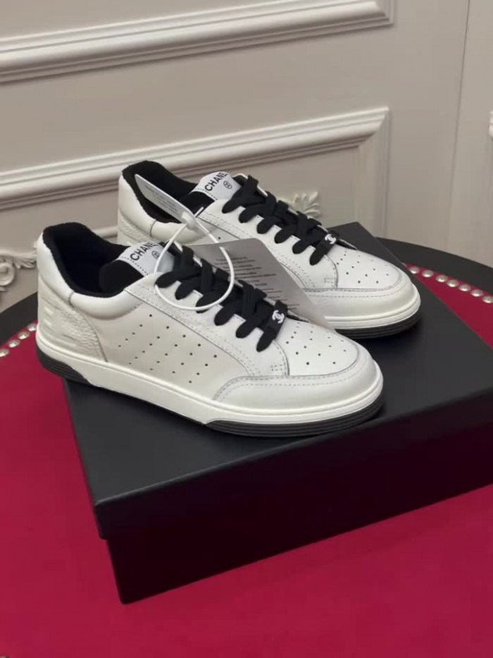 CHNL Sneaker