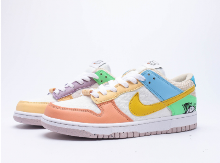 Nike Dunk Low SE Sun Club DQ0265-100