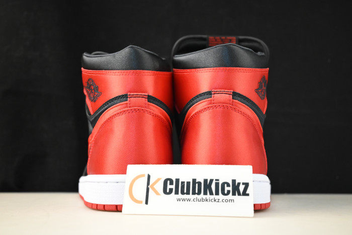 Air Jordan 1 High OG WMNS Satin Bred FD4810-061