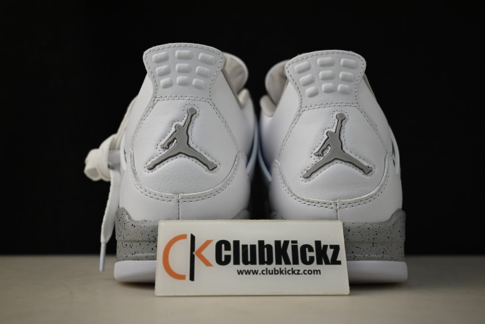 Air Jordan 4 “White Oreo” CT8527-100