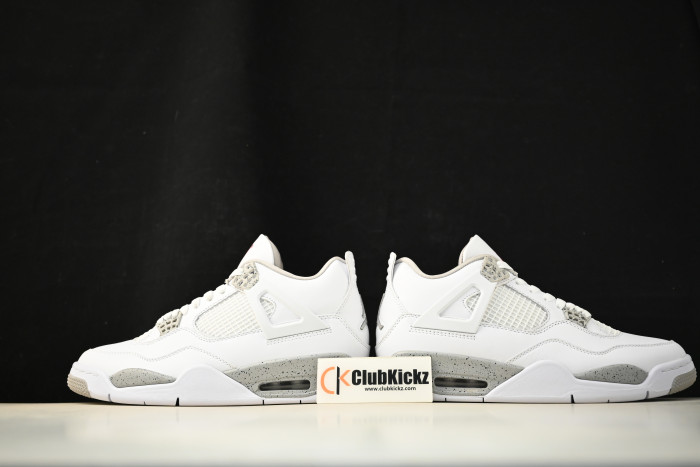 Air Jordan 4 “White Oreo” CT8527-100