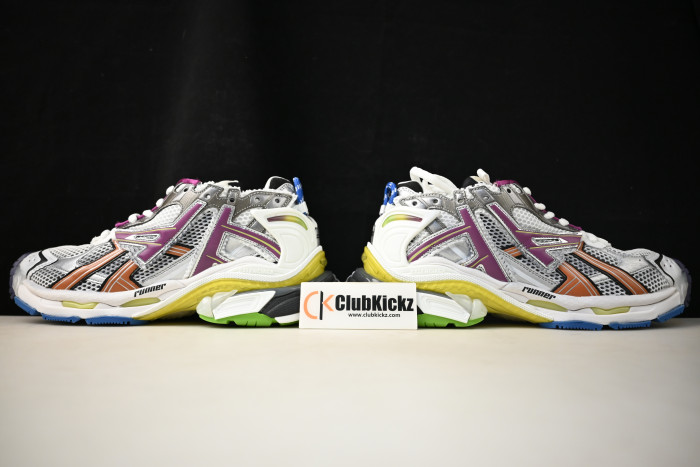 BALCIA RUNNER SNEAKER