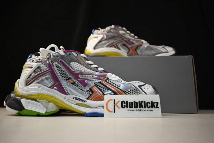 BALCIA RUNNER SNEAKER