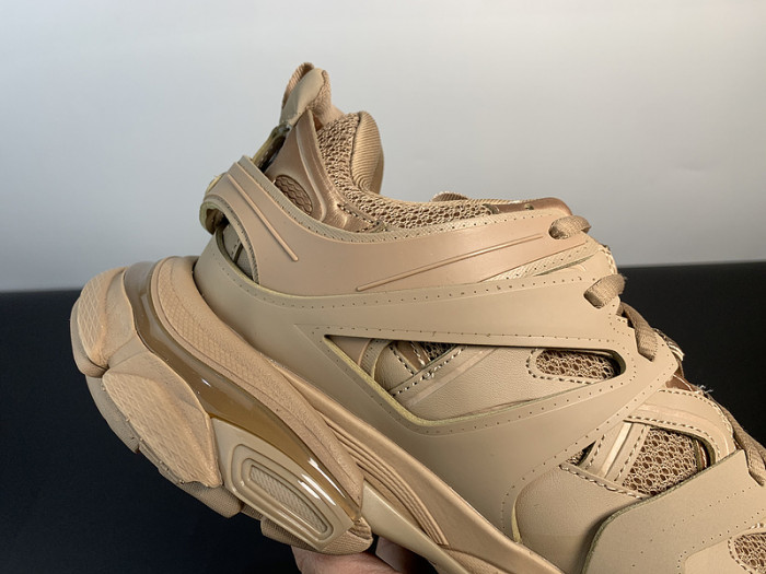 BALCIA Track SNEAKER