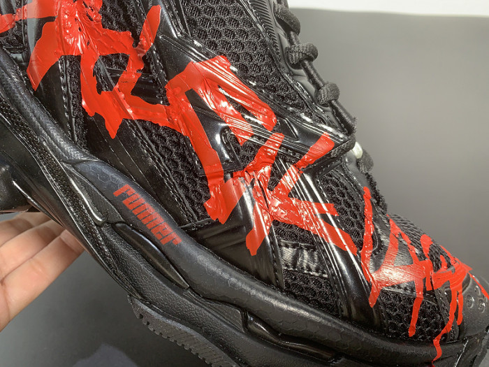 BALCIA RUNNER SNEAKER