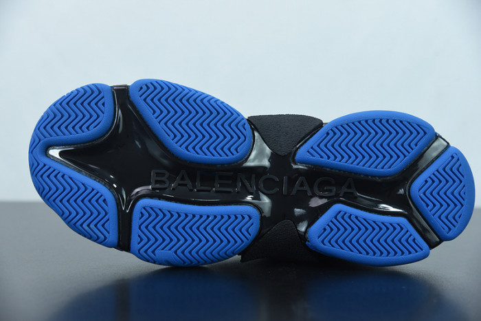 BALCIA TRIPLE S SNEAKER