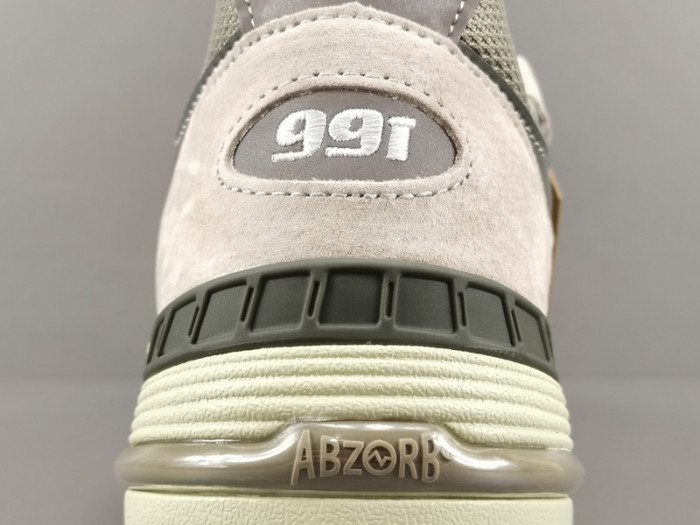 New Balance 991 Made In UK "Grey & White" M991GL