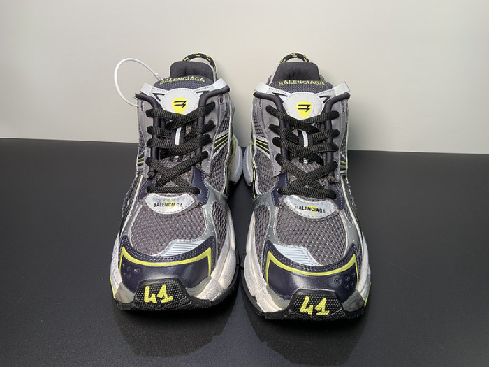 BALCIA RUNNER SNEAKER