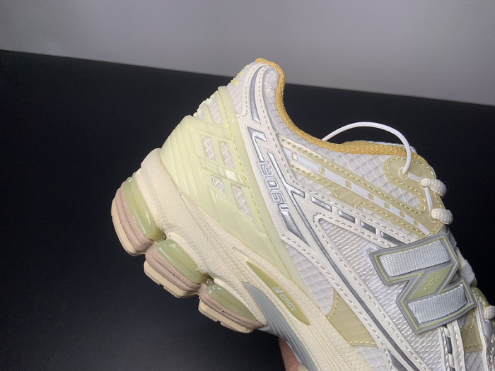 New Balance 1906U Low Lunar New Year Pack - Cream - M1906NLY