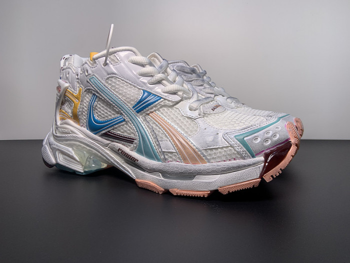 BALCIA RUNNER SNEAKER