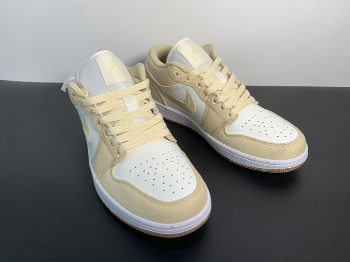Wmns Air Jordan 1 Low SE 