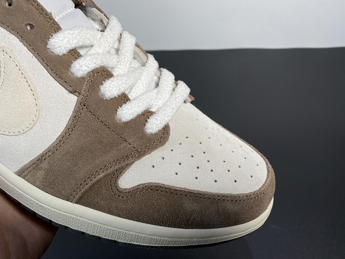 Air Jordan 1 Low OG Year of the Rabbit DV1312-200