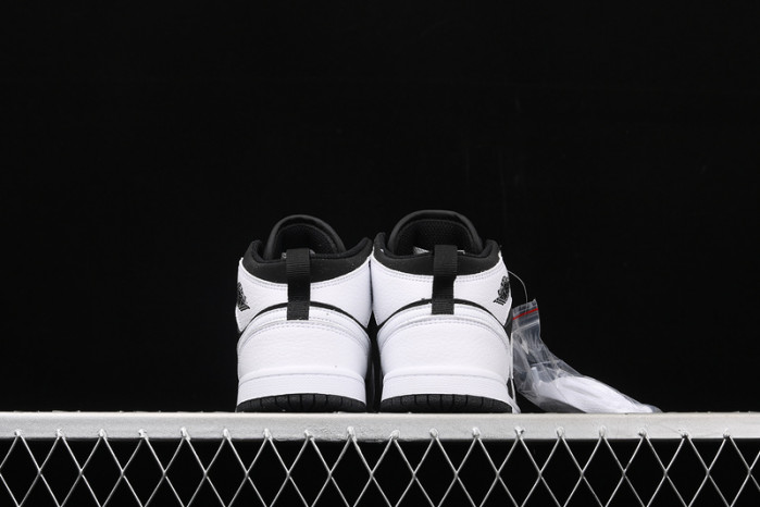 Air jordan 1 kids shoes