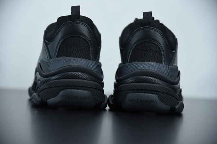 BALCIA Triple S Sneaker