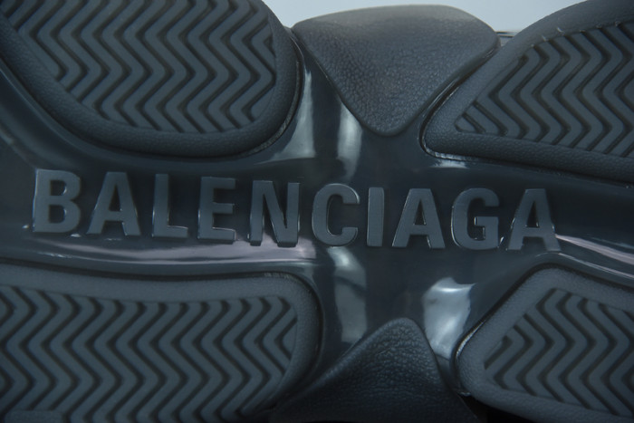 BALCIA Triple S Sneaker