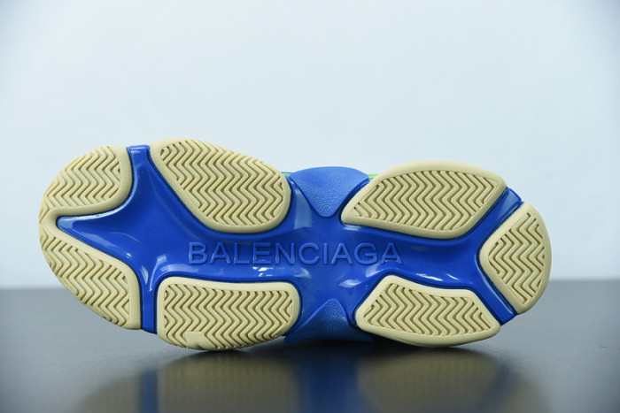BALCIA Triple S Sneaker