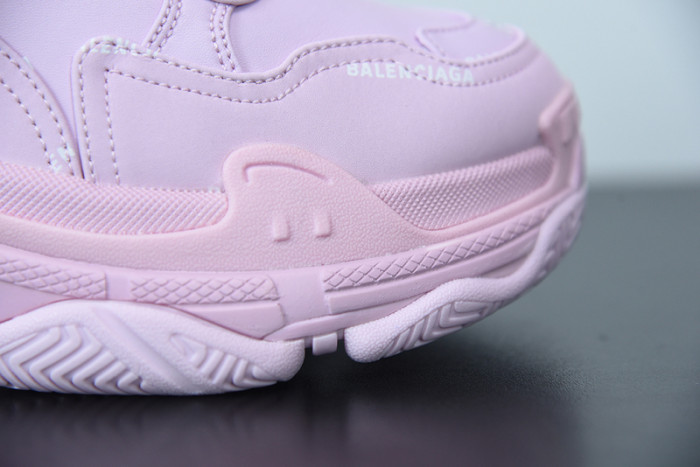 BALCIA Triple S Sneaker