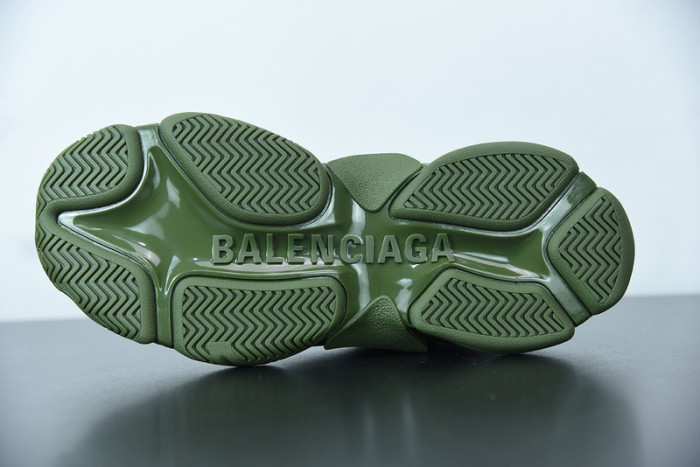 BALCIA Triple S Sneaker