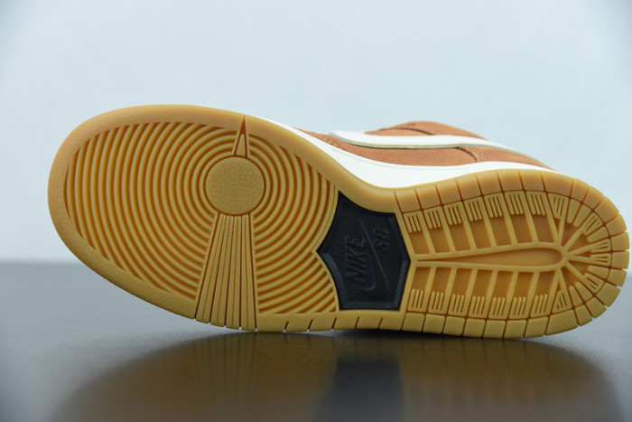 Nike Dunk Low " Wheat " DH1319-200