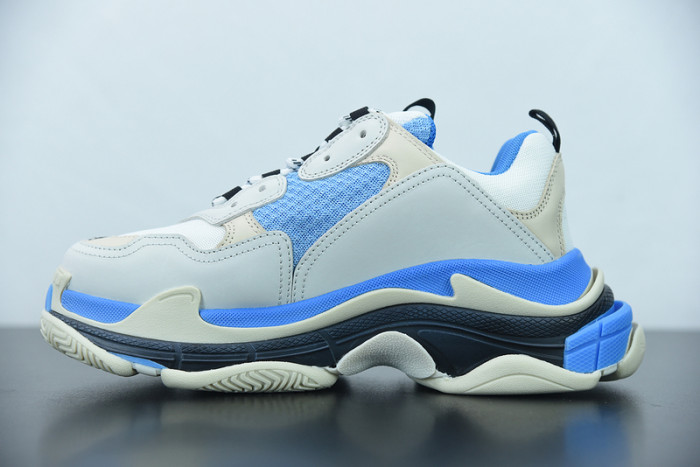 BALCIA Triple S Sneaker