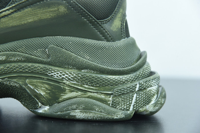 BALCIA Triple S Sneaker