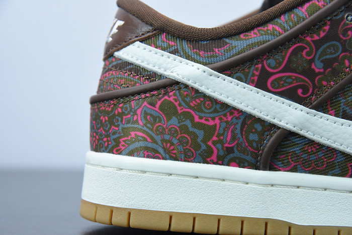 Nike SB Dunk Low Paisley DH7534-200