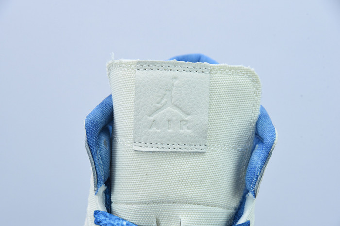 Air Jordan 1 Mid “Sanddrift” DM9126-104