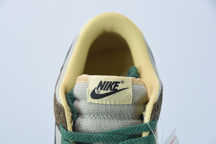 Nike Dunk Low Safari DX2654-200