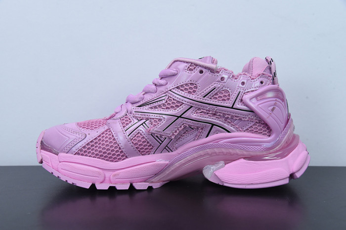 BALCIA RUNNER SNEAKER