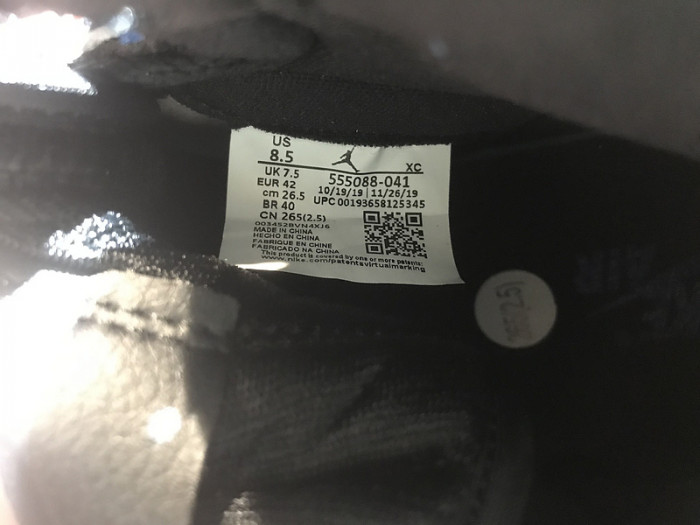 Air Jordan 1 Retro High OG Royal Toe 555088-041