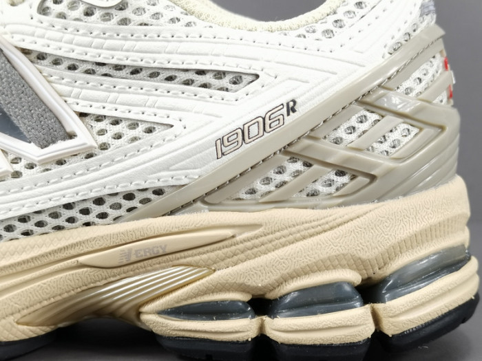 New Balance 1906R "Sea Salt & Marblehead" M1906RP