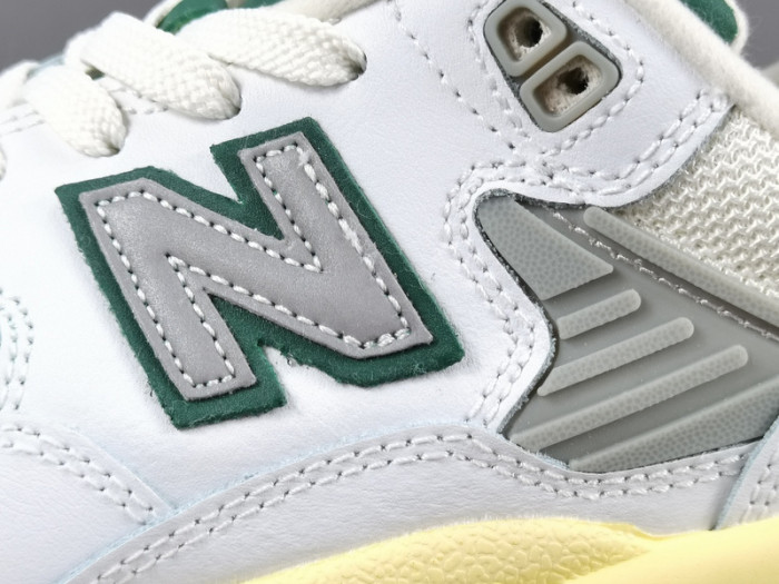 New Balance 580 White Nightwatch Green MT580RCA