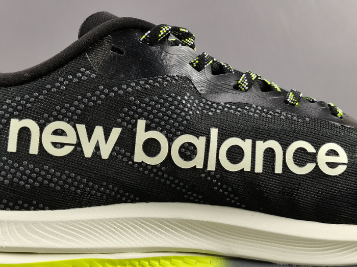 new balance fuelcell S*percomp trainer v2 black mrcxbk3