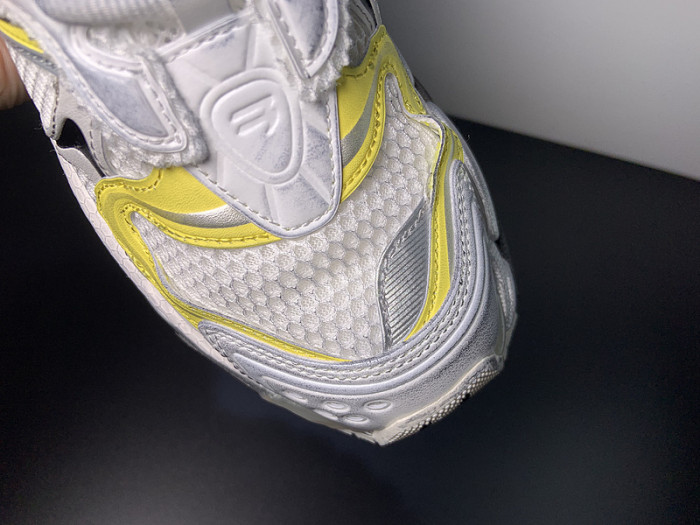 BALCIA RUNNER SNEAKER