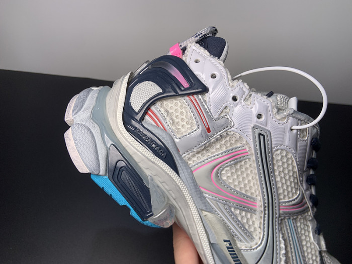 BALCIA RUNNER SNEAKER