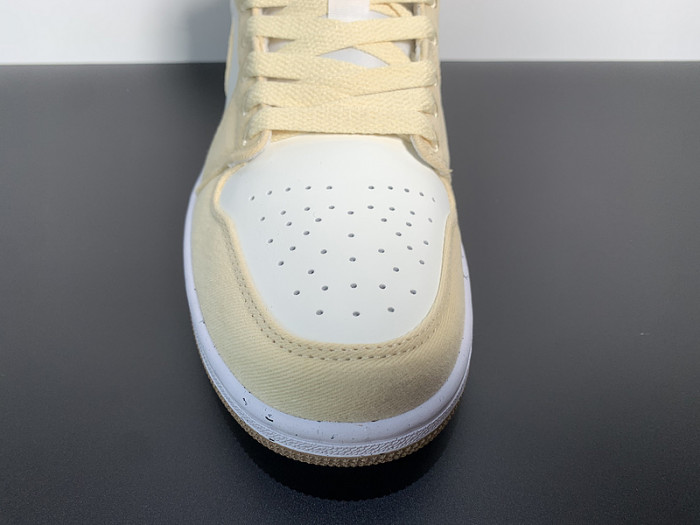 Wmns Air Jordan 1 Low SE 