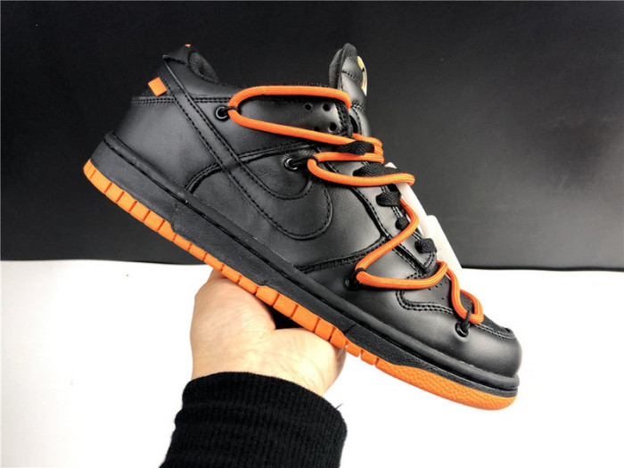 OFW x Nike Dunk CT0856-005