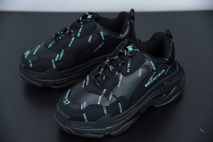 BALCIA Triple S Sneaker