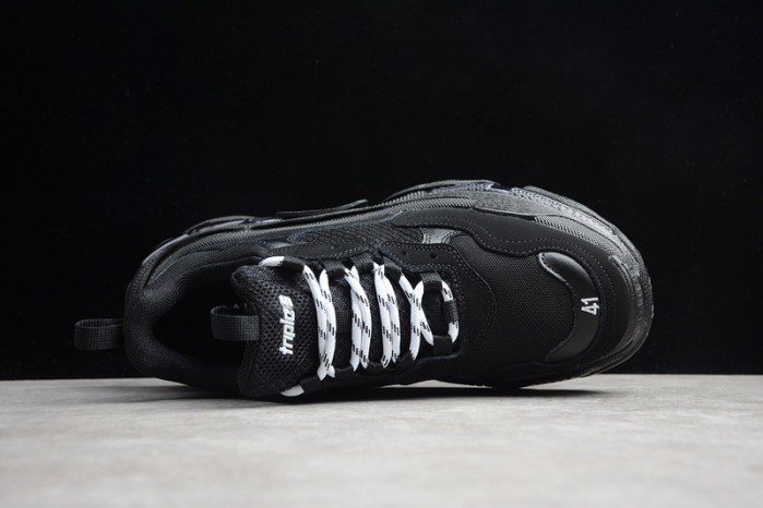 BALCIA Triple S Sneaker