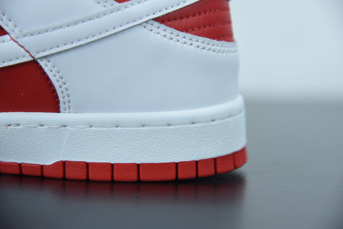 Nike SB Dunk Low “University Red DD1391-600