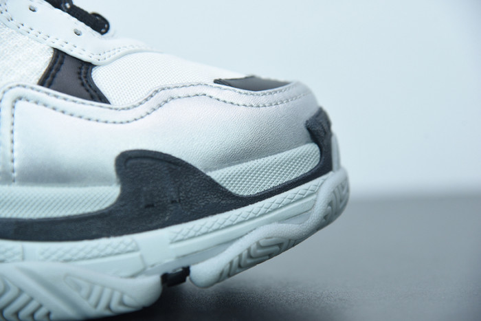 BALCIA Triple S Sneaker