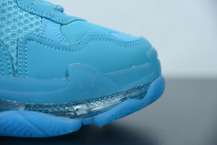 BALCIA Triple S Sneaker