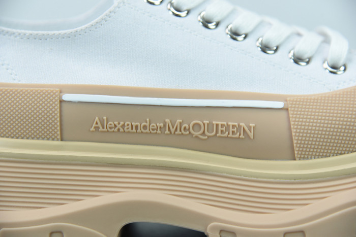 ALEXMQ Sneakers