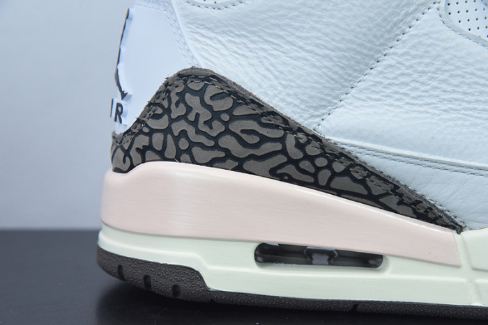Air Jordan 3 “Neapolitan” CK9246-102