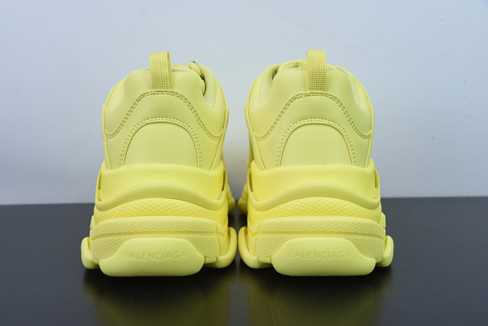 BALCIA Triple S Sneaker