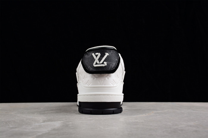 LUSV SNEAKERS