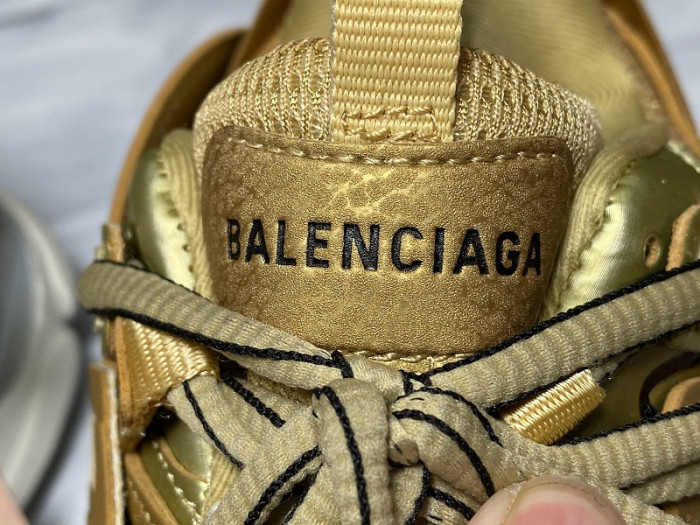 BALCIA Track SNEAKER