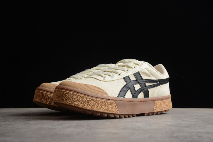 As*ic*s court trail sneaker white/black 1203a146-021