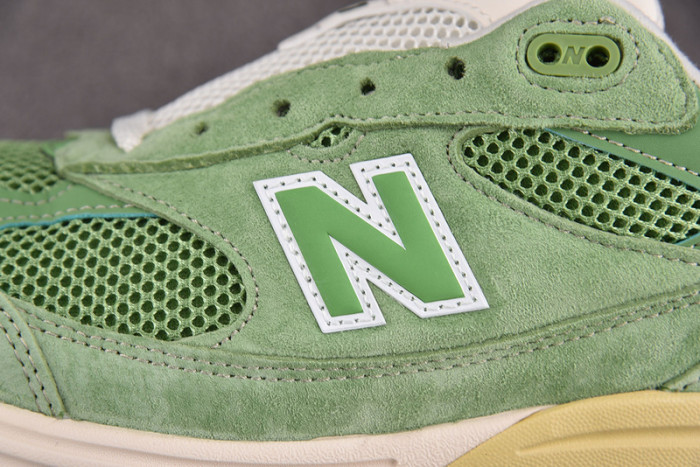 NEW BALANCE 993 "CHIVE" U993GW
