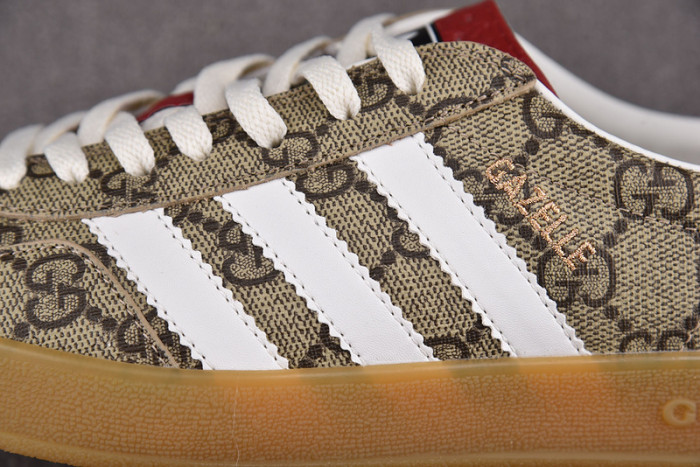 G*u*i x wmns gazelle 